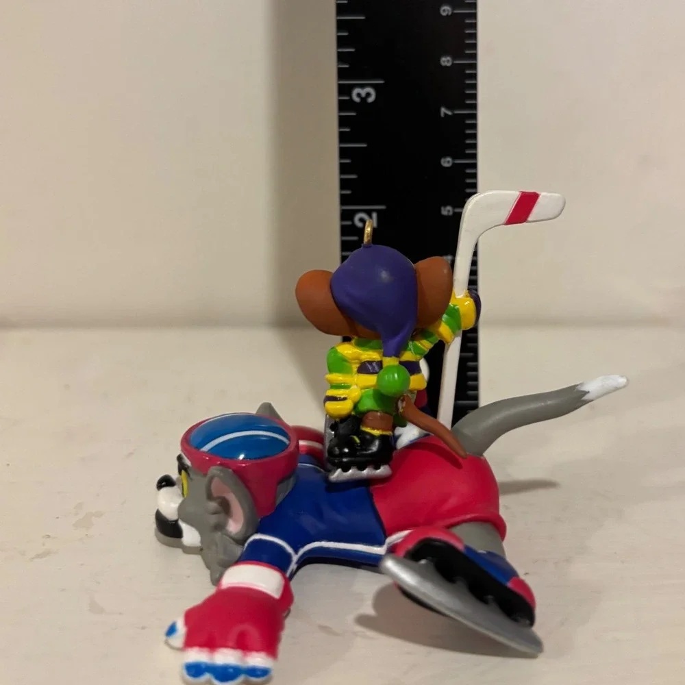 Carlton‎ Cards Tom Jerry Hockey Hijinks Ornament 1998 Heirloom 114 CXOR-117Y NEW